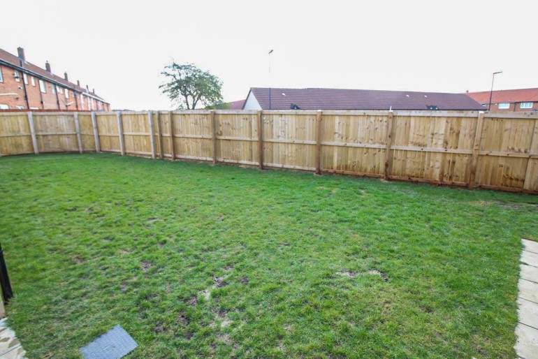 Side/Rear Garden