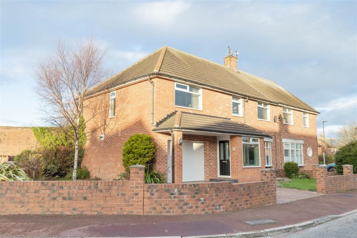 4 Bedroom House - Semi-Detached