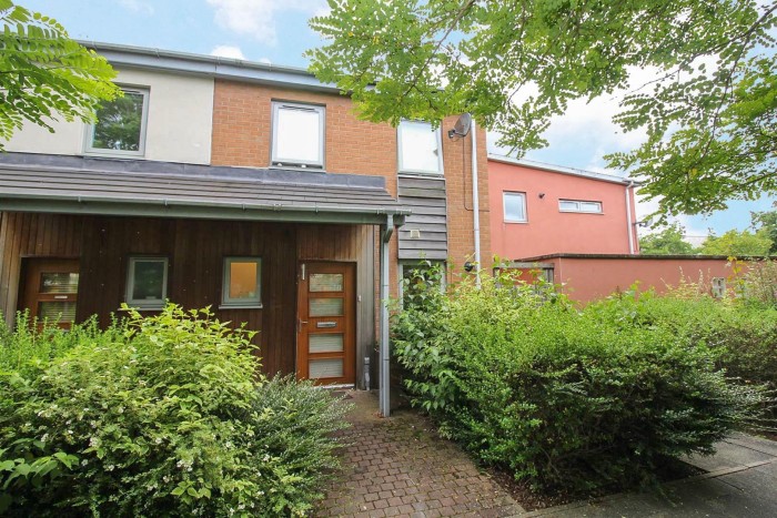 2 Bedroom House - Semi-Detached