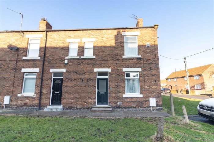 2 Bedroom House - Terraced