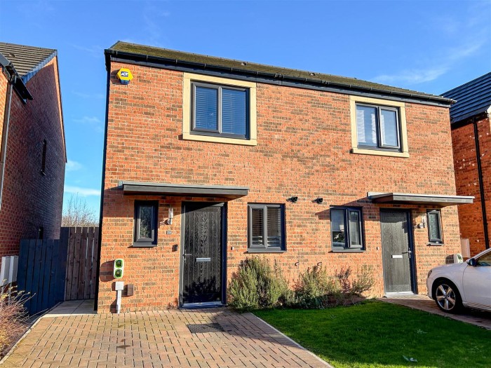 2 Bedroom House - Semi-Detached